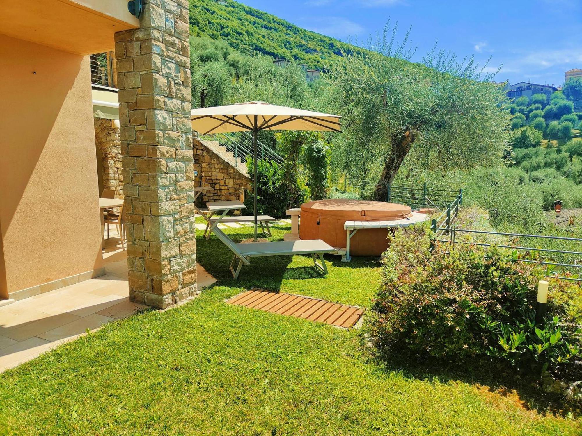 Villa Al Feudo Brenzone sul Garda Exteriör bild
