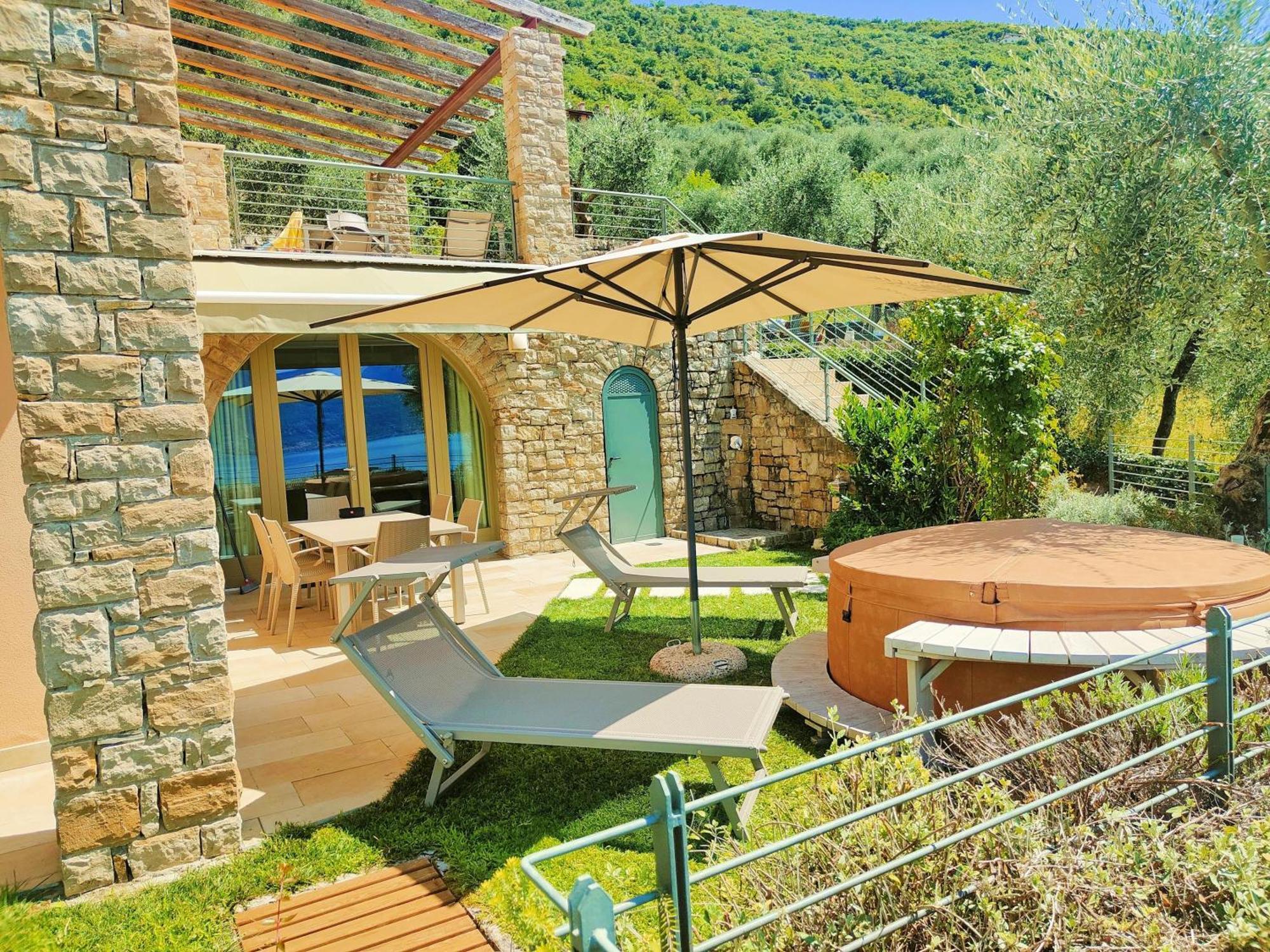 Villa Al Feudo Brenzone sul Garda Exteriör bild